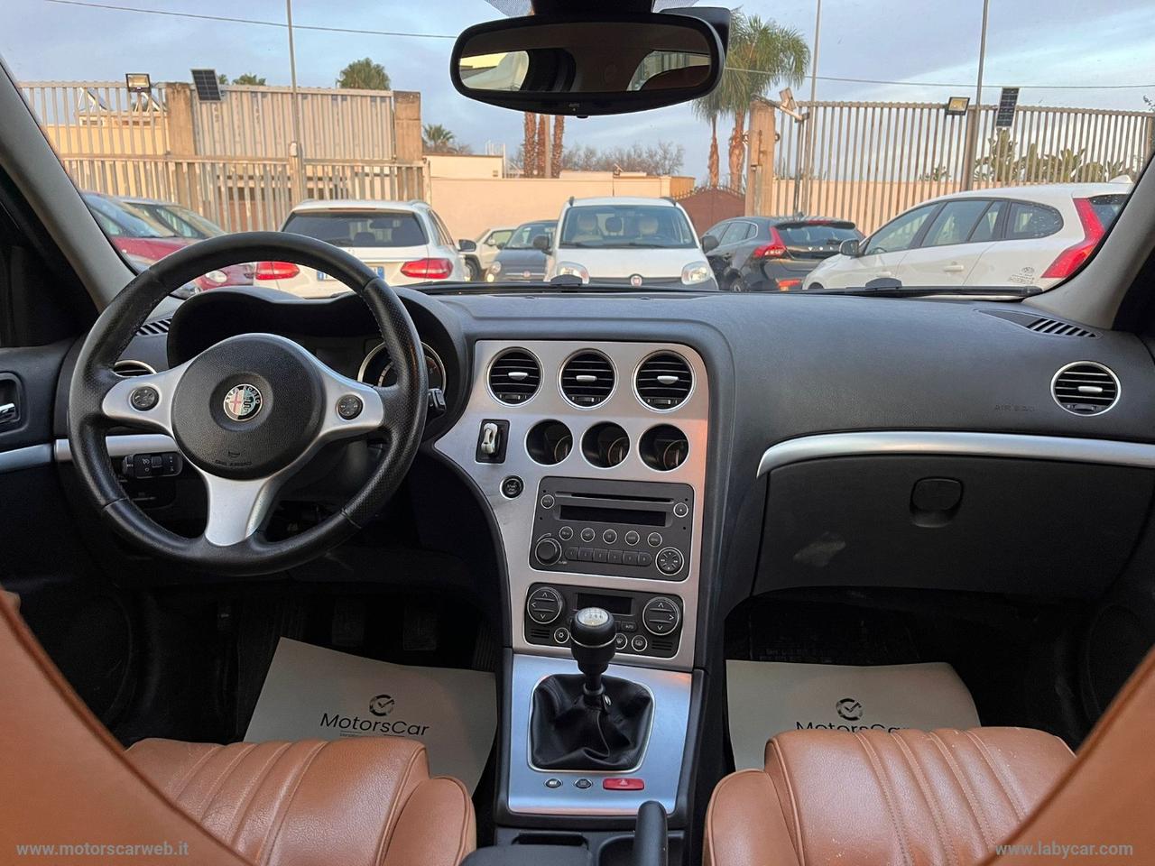 ALFA ROMEO 159 1.9 JTDm 16V SW Distinctive
