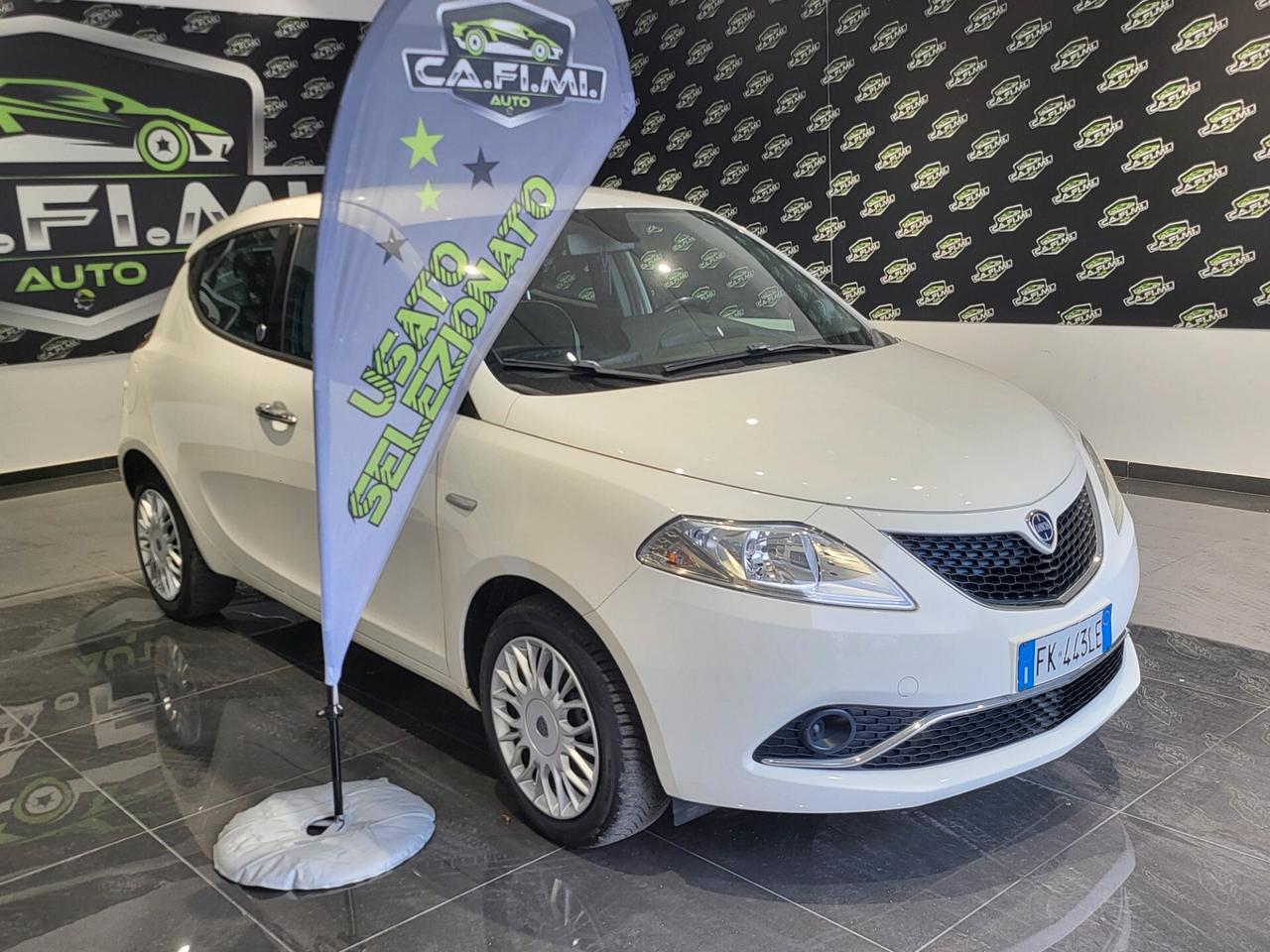 Lancia Ypsilon - 2017 1.2 69 CV GPL Ecochic Gold