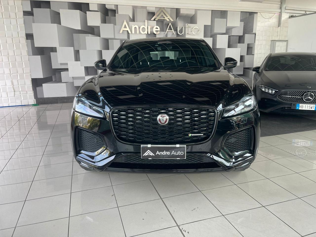 Jaguar F-Pace 3.0 D 300 CV AWD aut. R-Dynamic Black