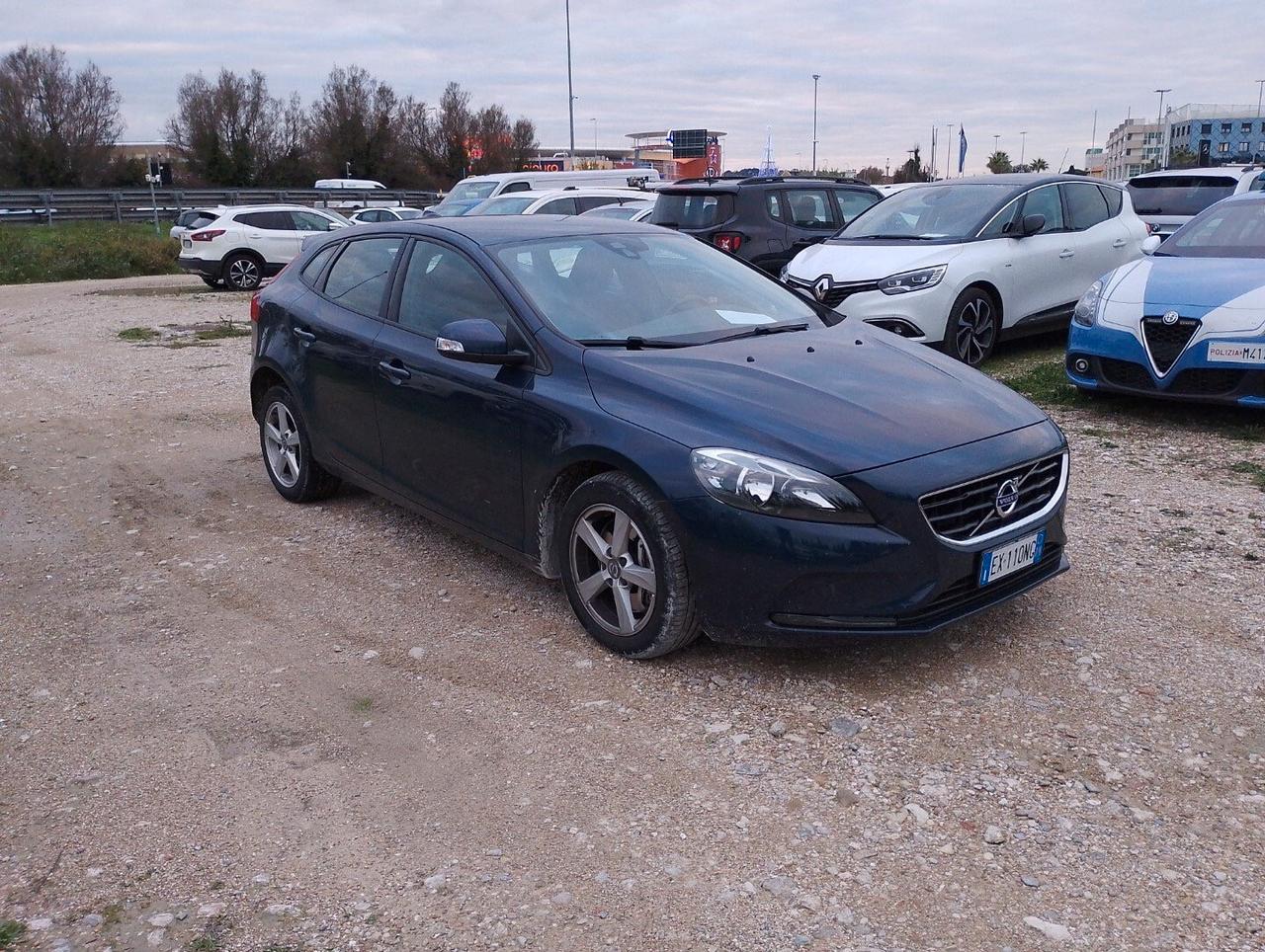 Volvo V40 D3