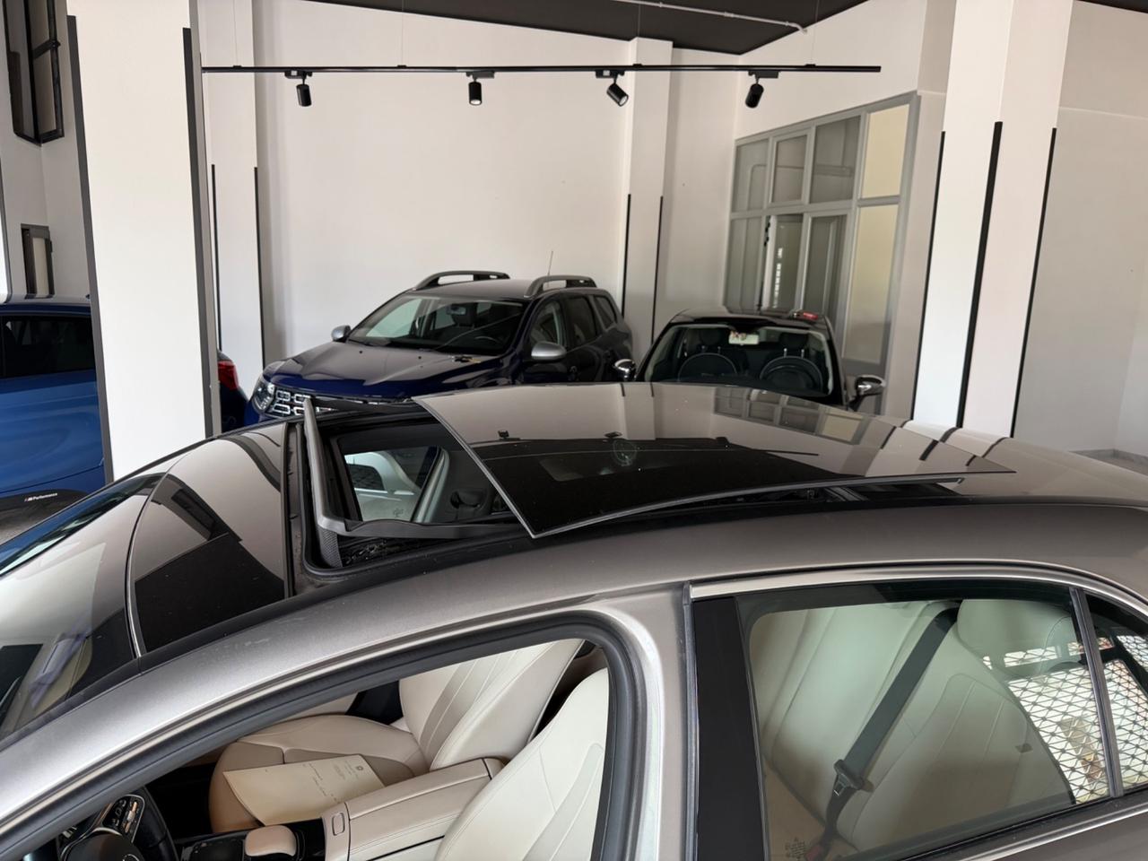 Mercedes-benz A 250 e hybrid EQ Premium