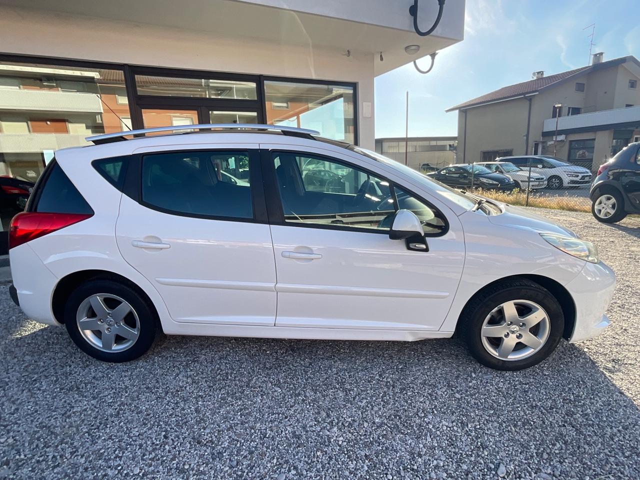Peugeot 207 1.4 8V 75CV SW Energie Sport