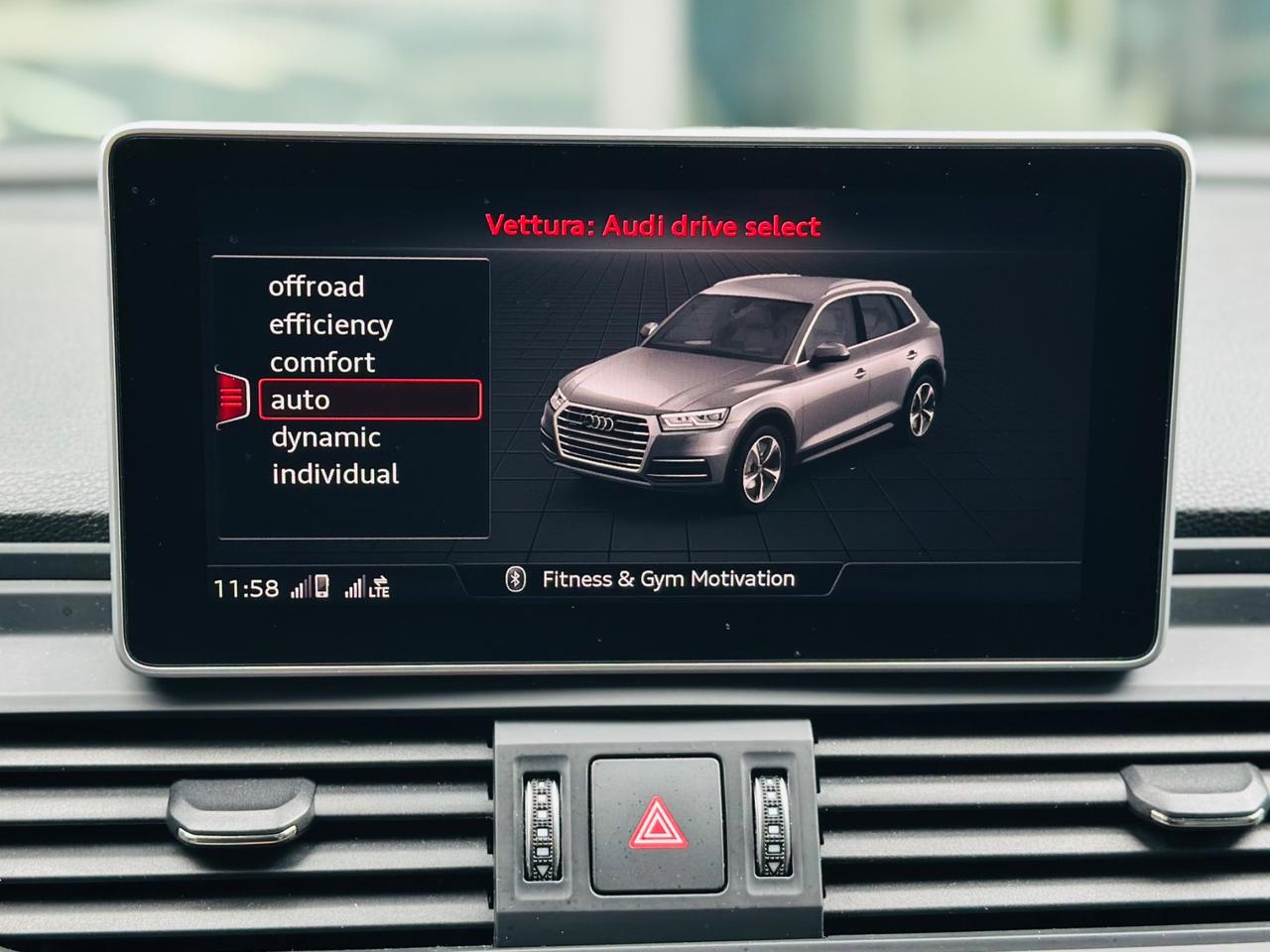 Audi Q5 2.0 TDI 190CV quattro Stronic S-LINE