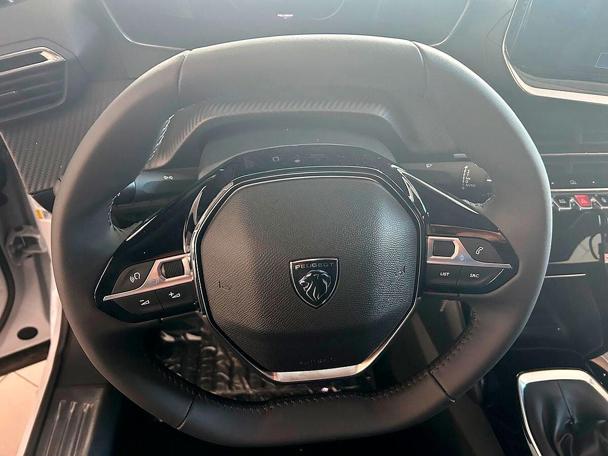 Peugeot 2008 PureTech 100 S&S Allure