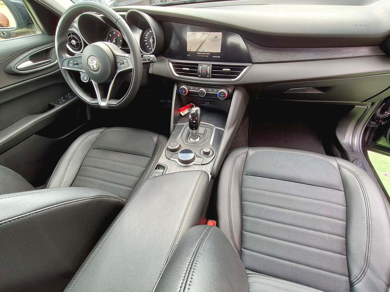 Alfa Romeo Giulia 2.2 Turbodiesel 160 CV AT8 Super - 2020