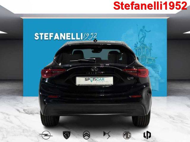 INFINITI Q30 - 1.5d Premium City Black 109cv dct