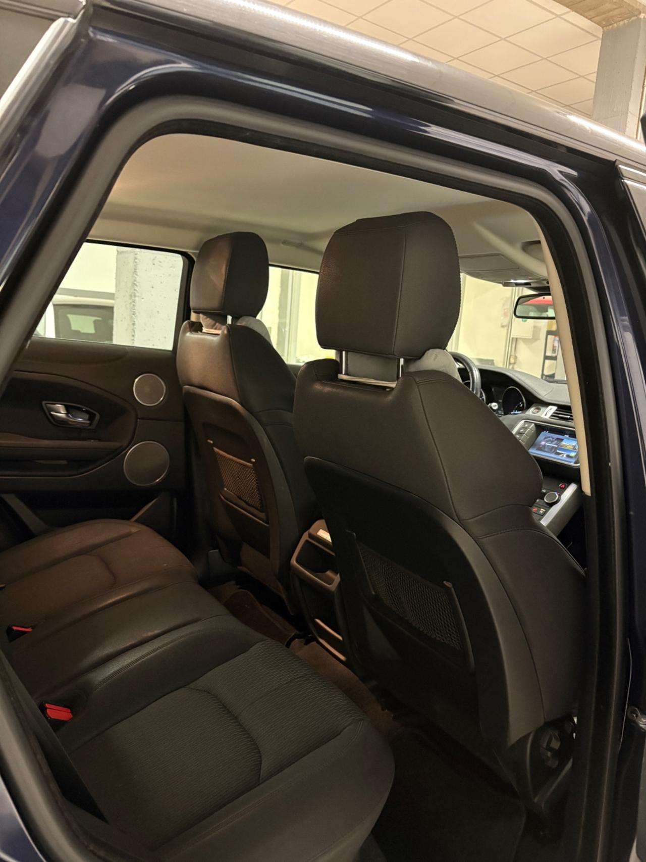 Land Rover Range Evoque 2.0 TD4 150 CV 5p. SE Dynamic