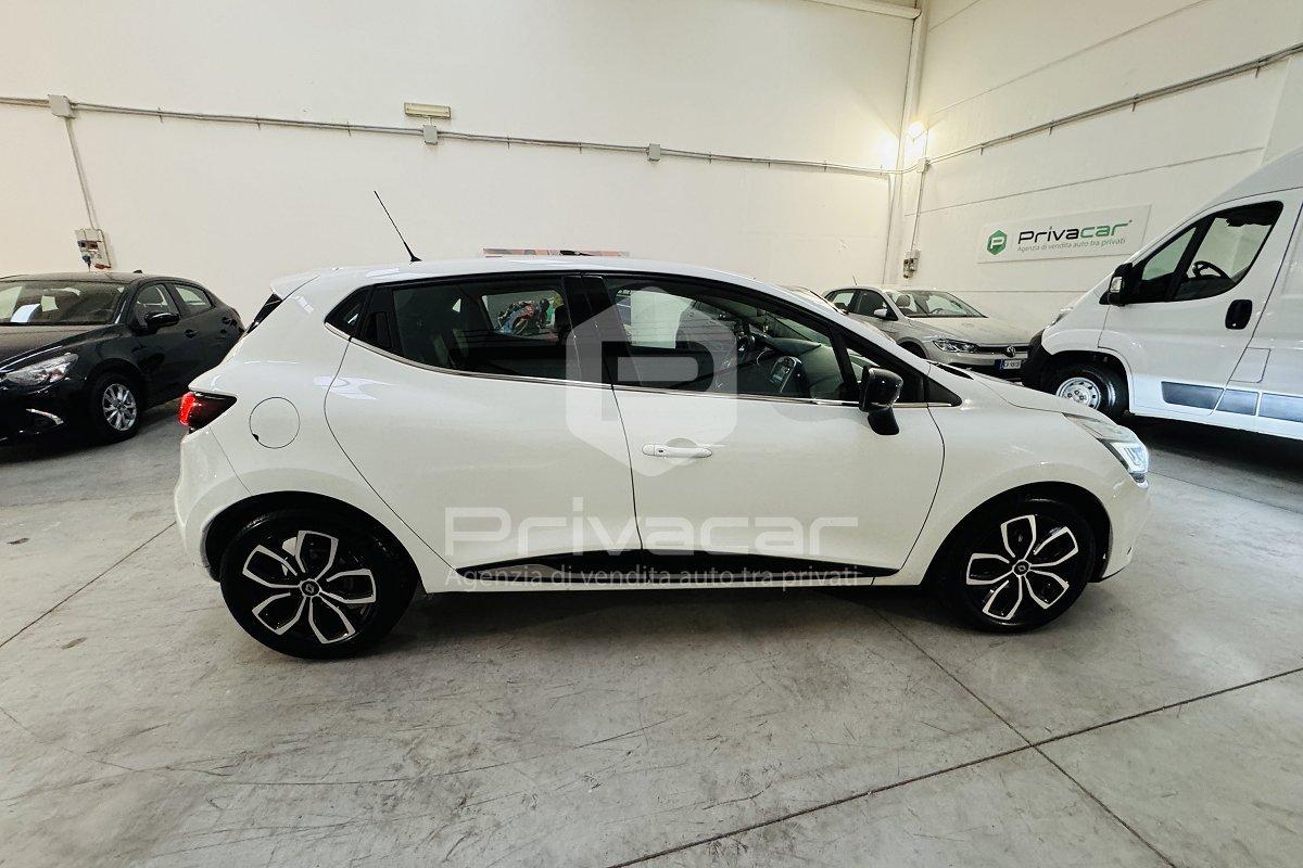 RENAULT Clio dCi 8V 90 CV 5 porte Moschino Intens