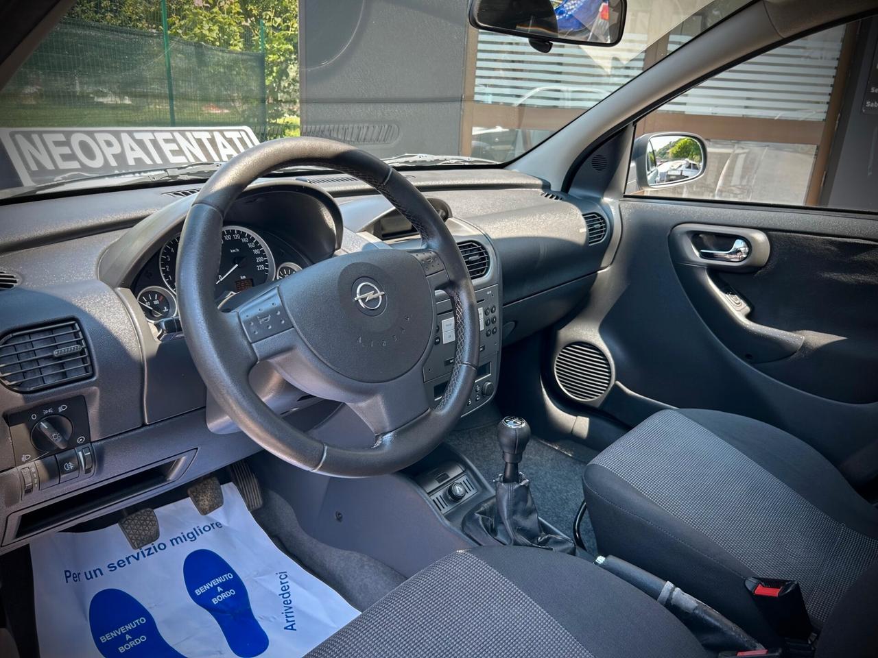 Opel Corsa 1.2 5 porte UNIPROPRIET.-NEOPATENTATI