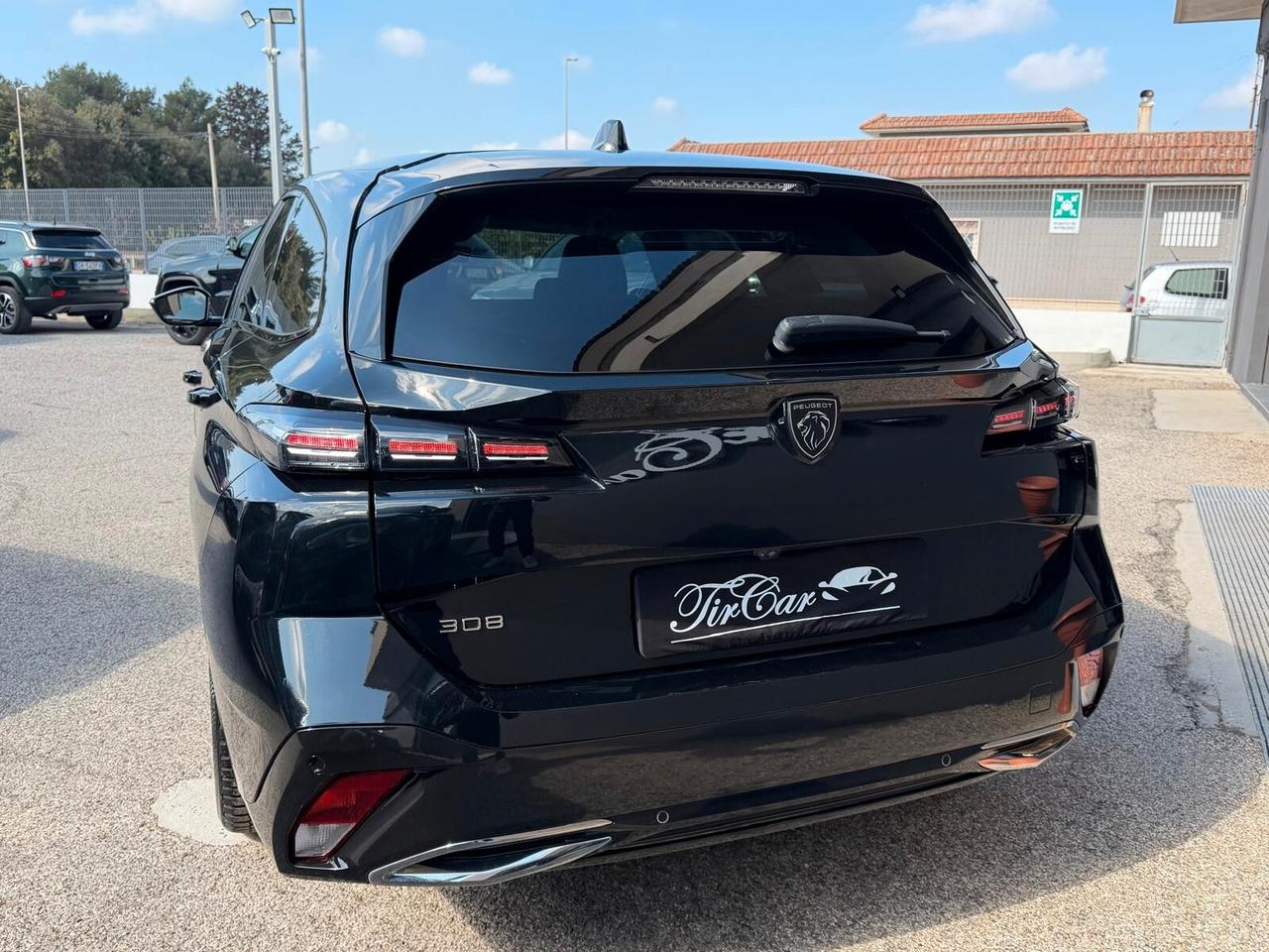 PEUGEOT 308 S.W. ALLURE 1.5 EAT8 130CV PELLE NAVI OK NEOPATENTATI ANNO 2023