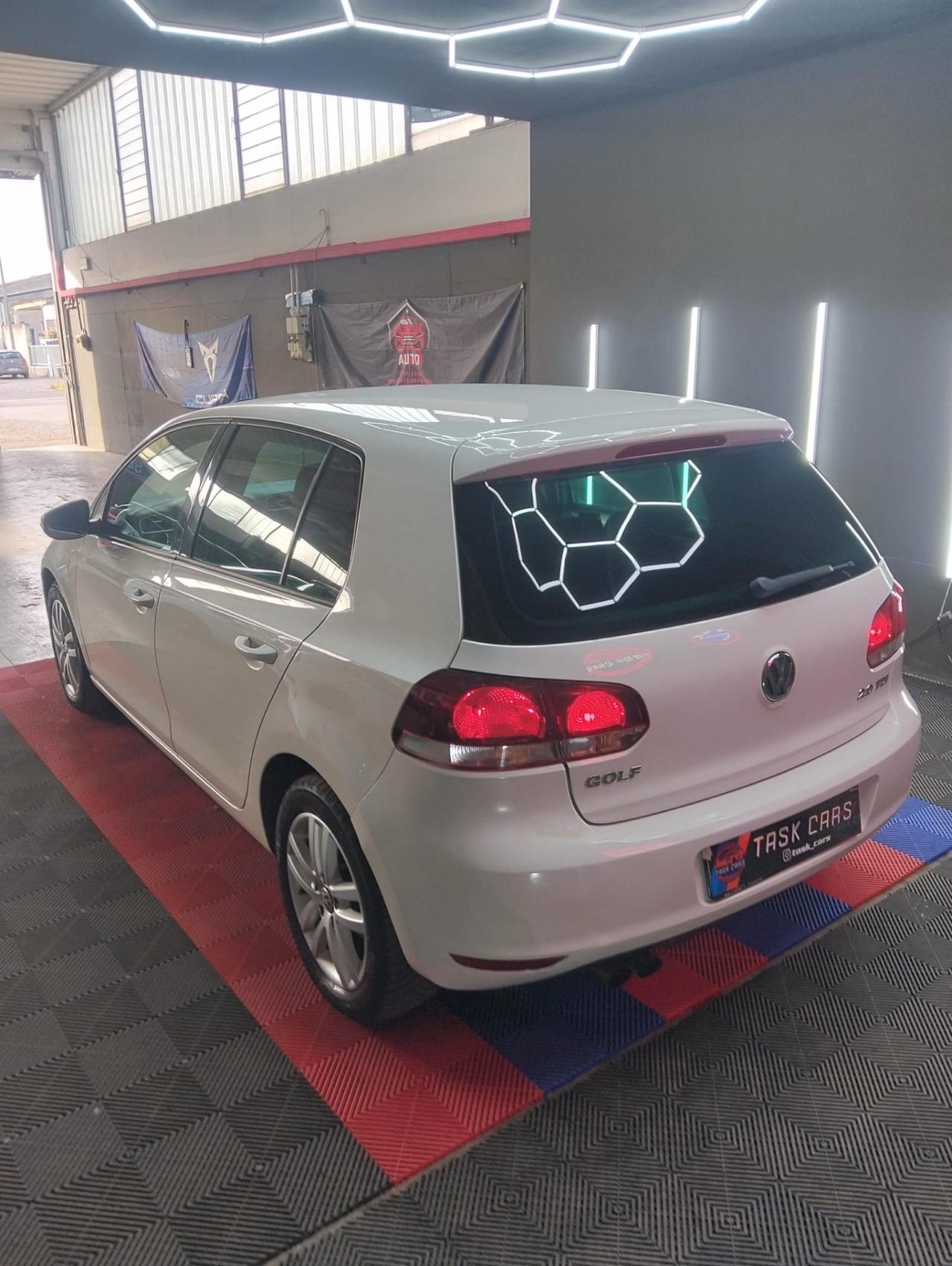 Volkswagen Golf 2.0 TDI 140CV DPF DSG 5p. Highline