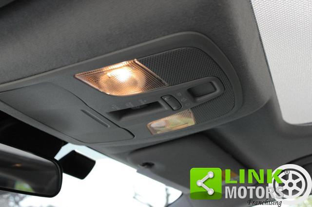 SUZUKI Vitara 1.5 Full-Hybrid 102 CV Starview BiColor 2WD A/T