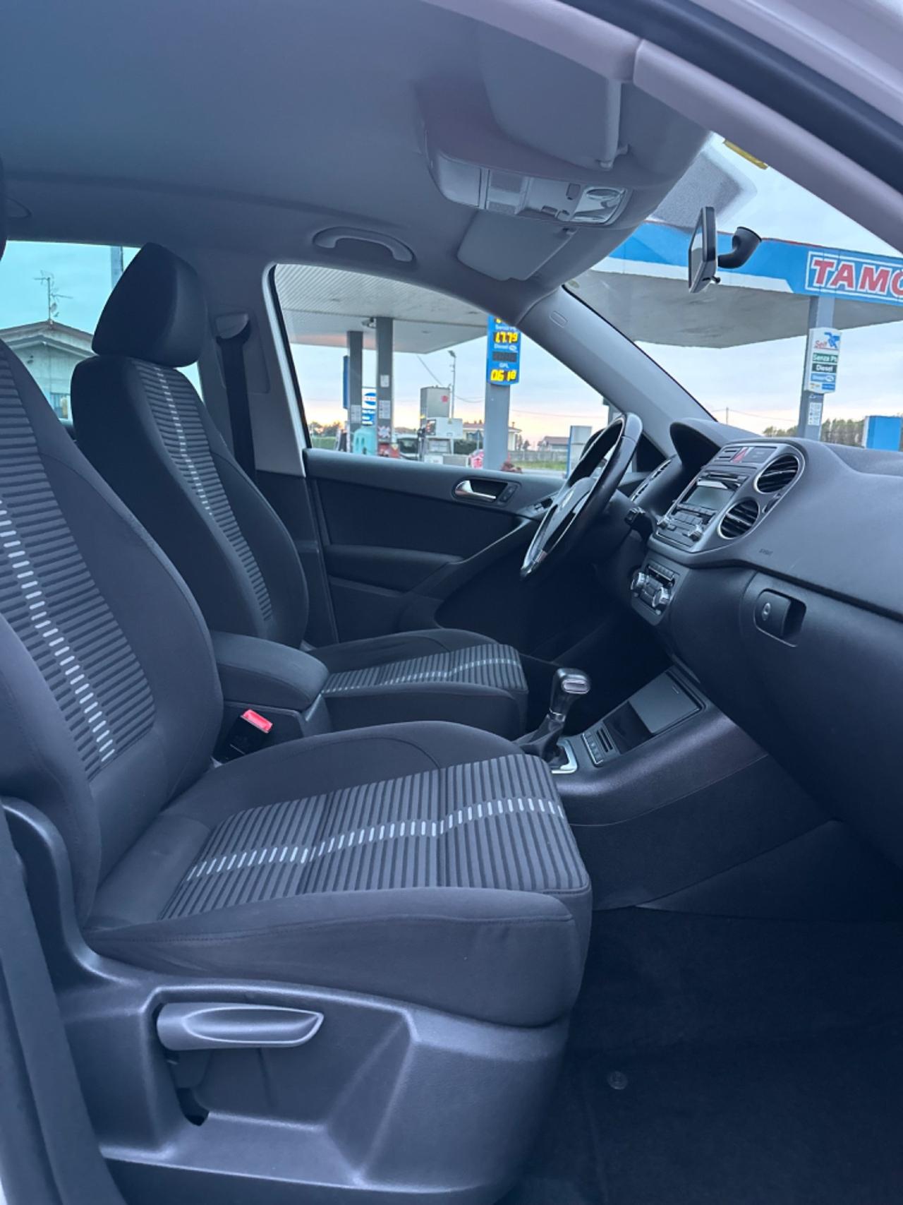 Volkswagen Tiguan 2.0 TDI DPF 4MOTION DSG Sport & Style