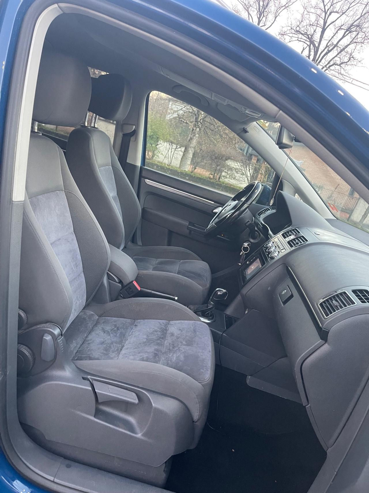 Volkswagen Touran 1.9 TDI 105CV DPF DSG Trendline