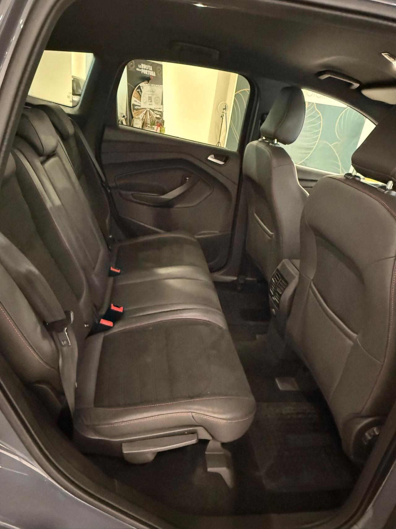 Ford Kuga 2.0 Tdci 120CV ST Line 90.000 KM