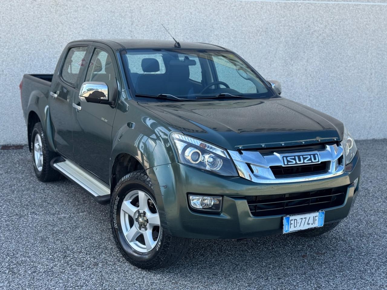Isuzu D-Max 2.5Td 163cv Aut. Solar 4WD