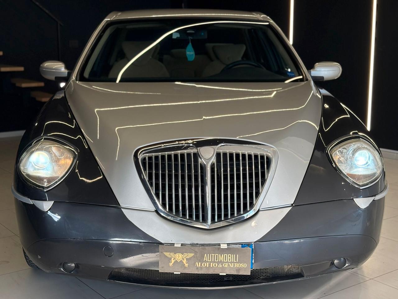 Lancia Thesis 2.4 JTD Emblema