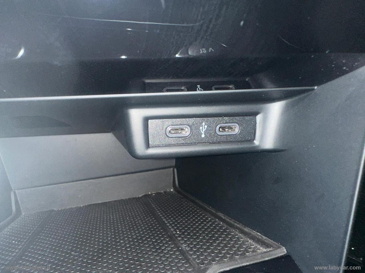 VOLKSWAGEN T-Roc 2.0 TDI SCR R-Line Plus * R LINE *