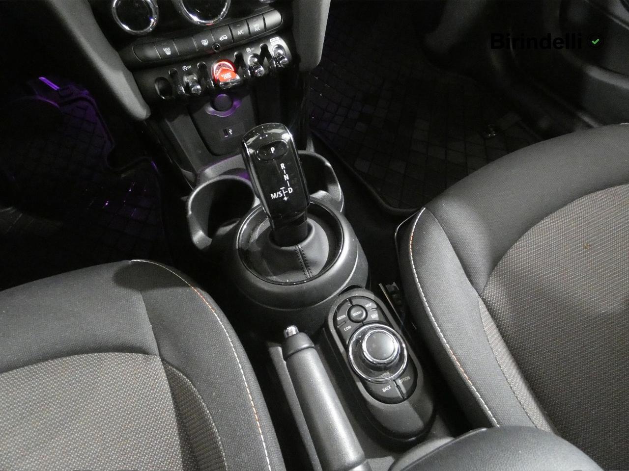 MINI Mini 5 porte (F55) - Mini 1.5 Cooper Camden 5 porte