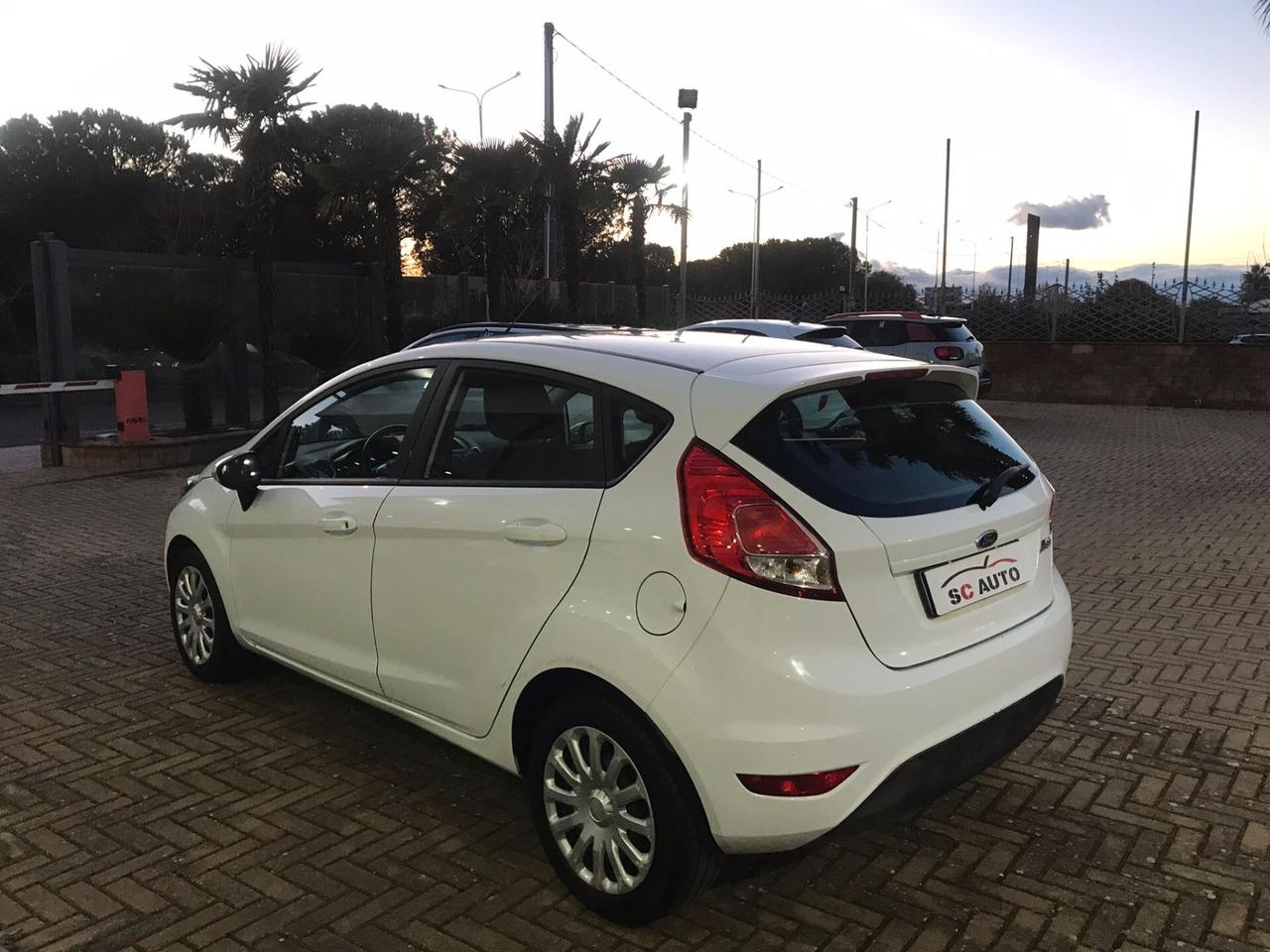 Ford Fiesta 1.4 5 porte Bz.- GPL Business