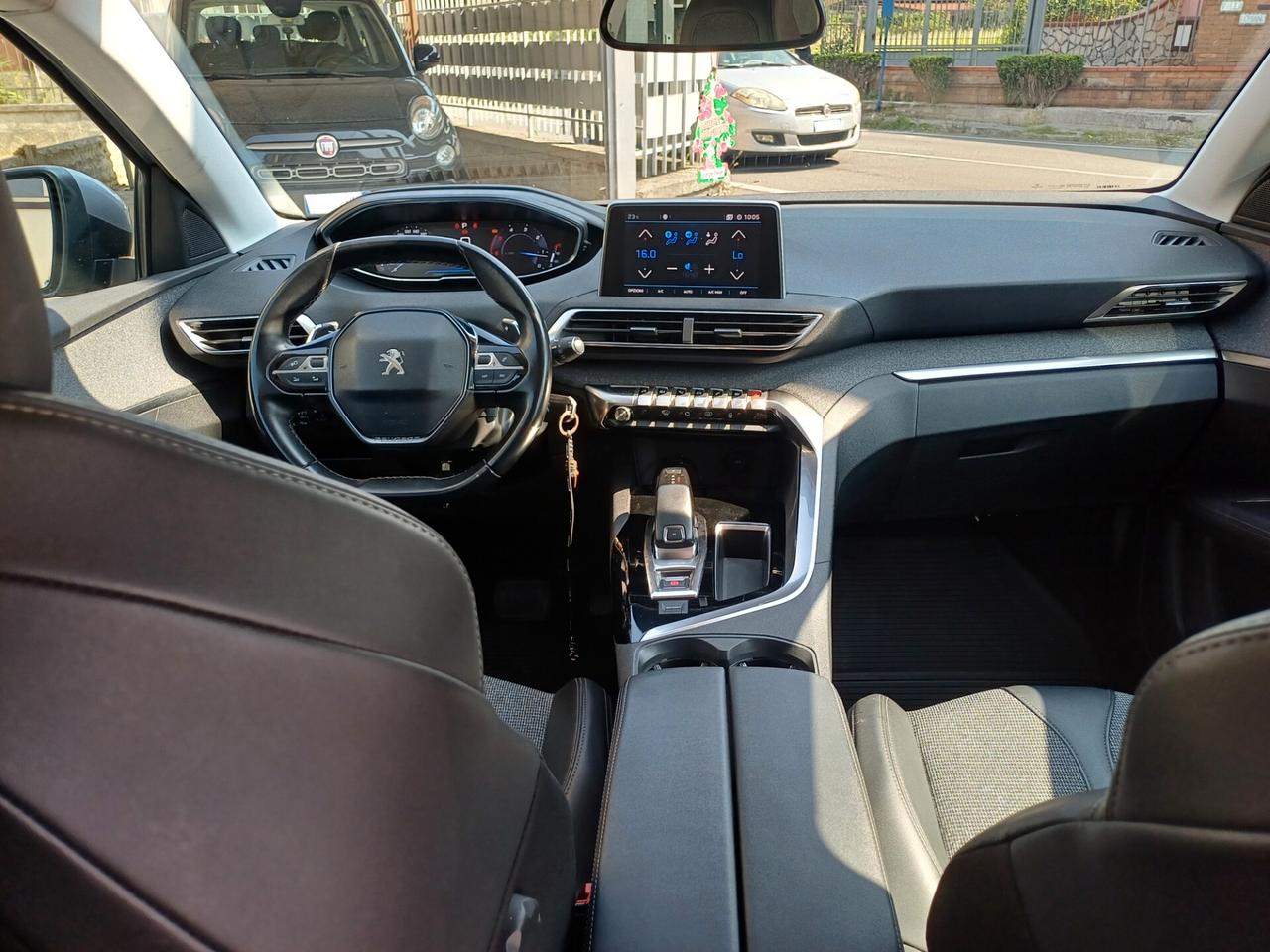 Peugeot 3008 BlueHDi 130 S&S EAT8 Allure