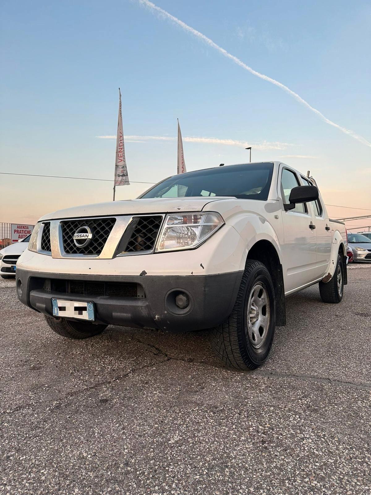 NISSAN NAVARA 2.5 DIESEL 4X4