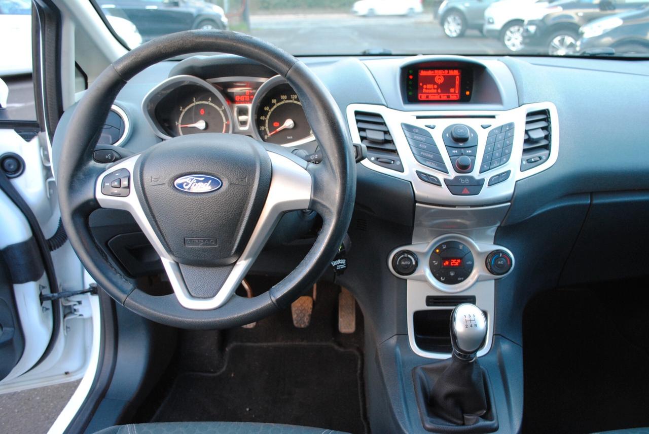 FORD FIESTA 1.2 82 CV OK NEOPATENTATI