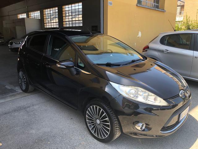FORD Fiesta 1.4 TDCi 68CV 5 porte Titanium