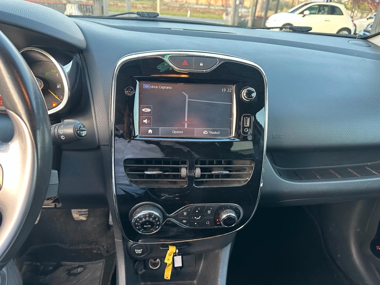 Renault Clio SPORTER*1.5DCI*COSTUME NATIONAL*90CV*NAVI*KAMERA*