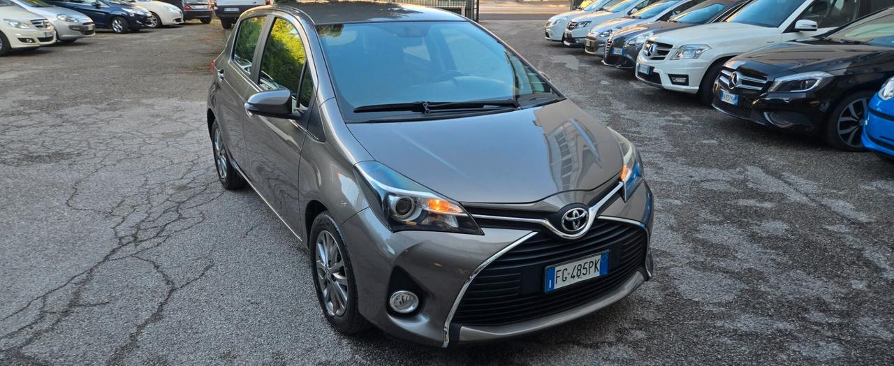 Toyota Yaris 1.0 5 porte Lounge