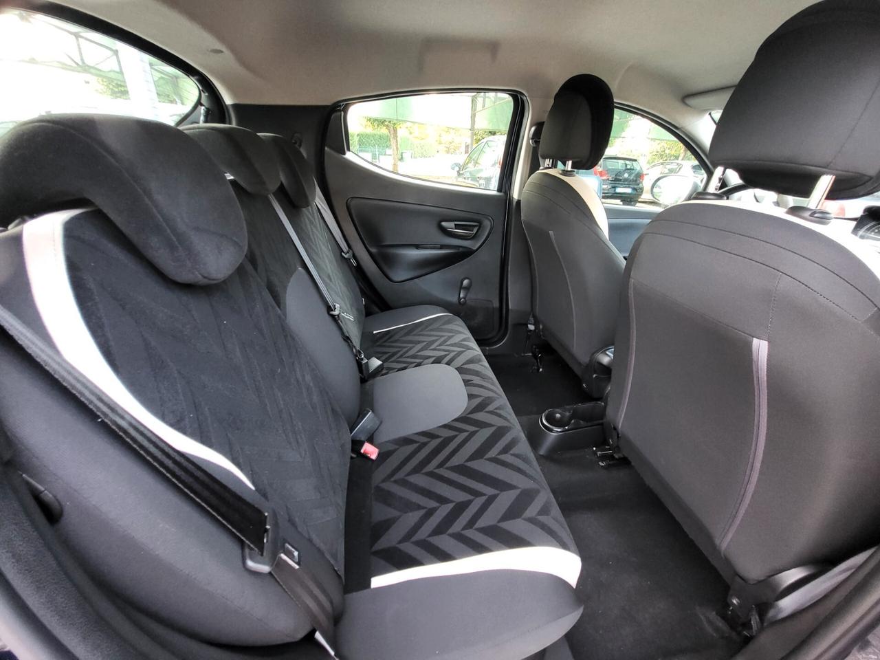 Lancia Ypsilon 1.2 69 CV 5 porte GPL Ecochic Gold