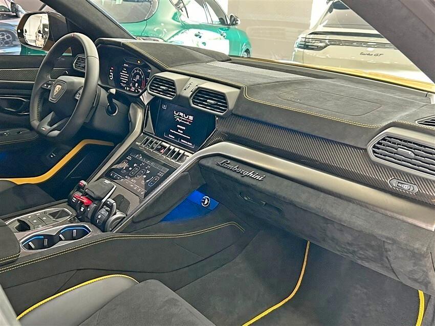 Lamborghini Urus 4.0 Performante