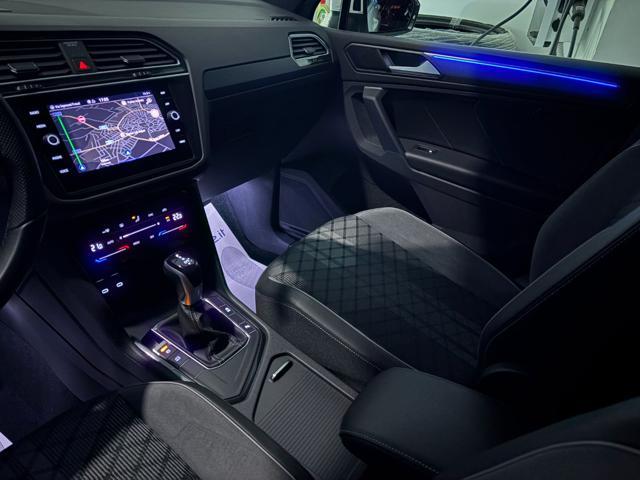 VOLKSWAGEN Tiguan 2.0 TDI 150 CV SCR DSG R-Line LUCI AMBIENTE