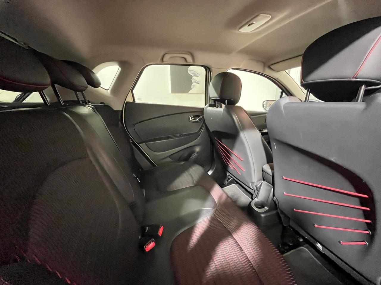 Renault Captur 1.5 dCi 8V 90 CV EDC Project Runway ok Neopatentato