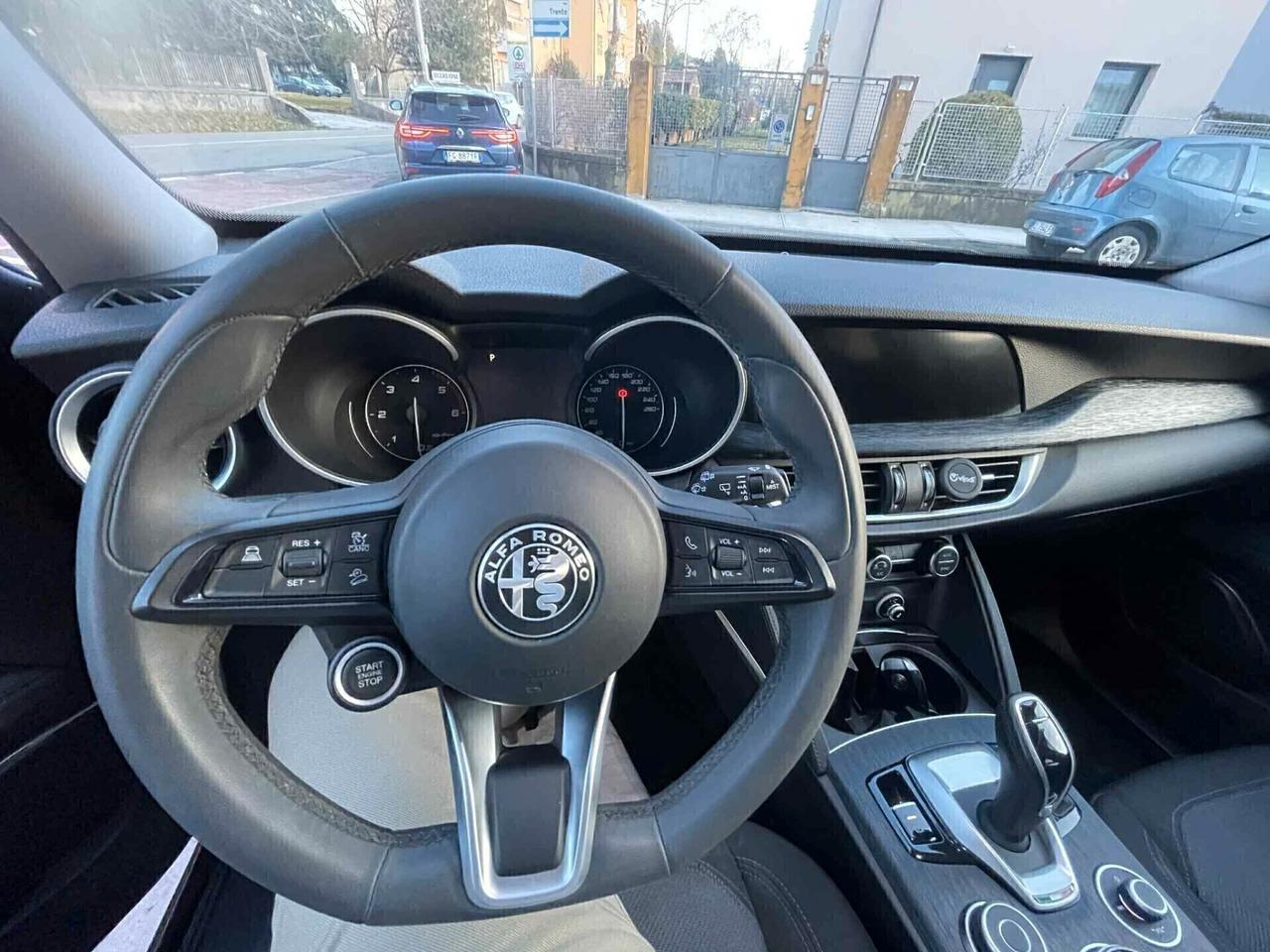 Alfa Romeo Stelvio 2.2 Turbodiesel 160 CV AT8 RWD Business