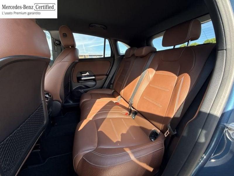 Mercedes-Benz GLA 200 D PREMIUM AUTO