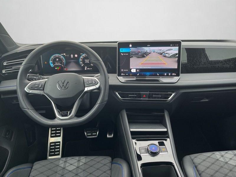 Volkswagen Tiguan 2.0 TDI 150 CV EVO SCR DSG Nuovo Modello R-Line 19" Camera