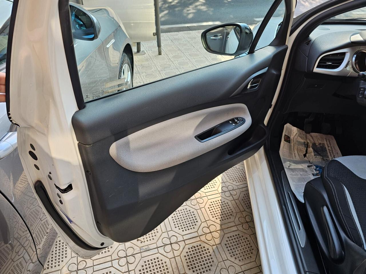 Ds DS3 3 1.2 VTi 82 Chic