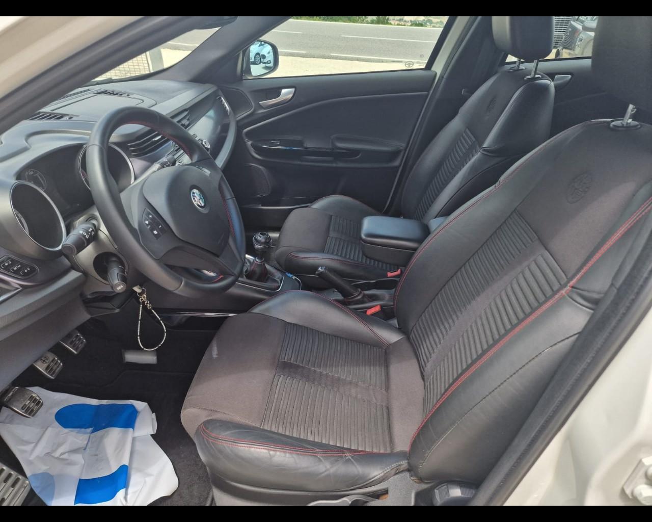 ALFA ROMEO Giulietta 2.0 JTDm Distinctive 140cv