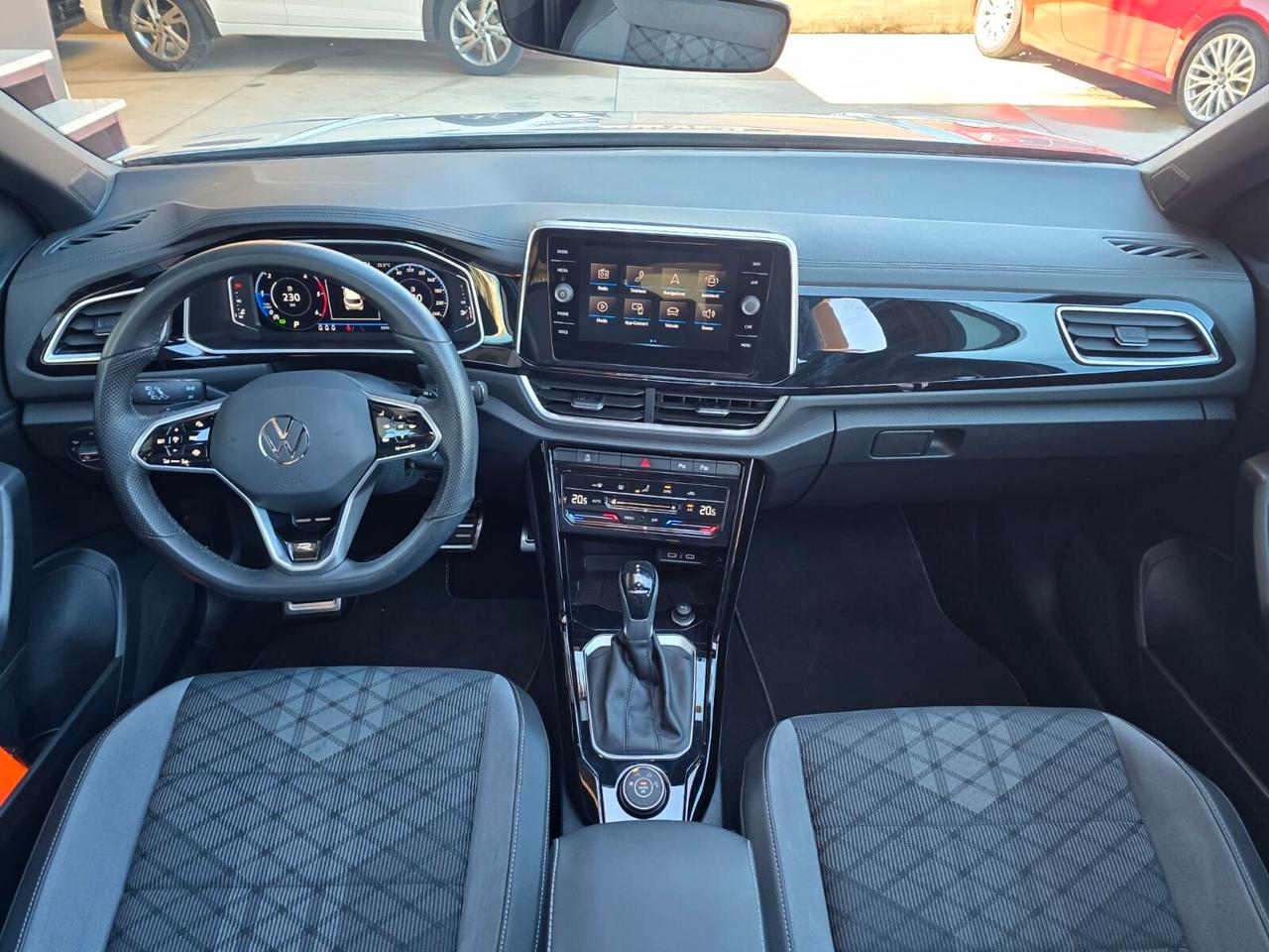 Volkswagen T-Roc 2.0 TDI SCR 150 CV DSG 4MOTION R-Line