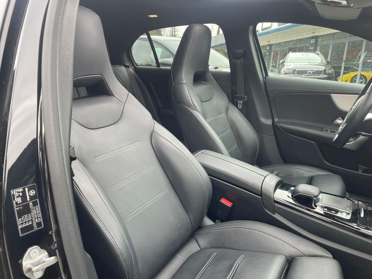 MERCEDES CLASSE A 180d PREMIUM AMG *TETTO*