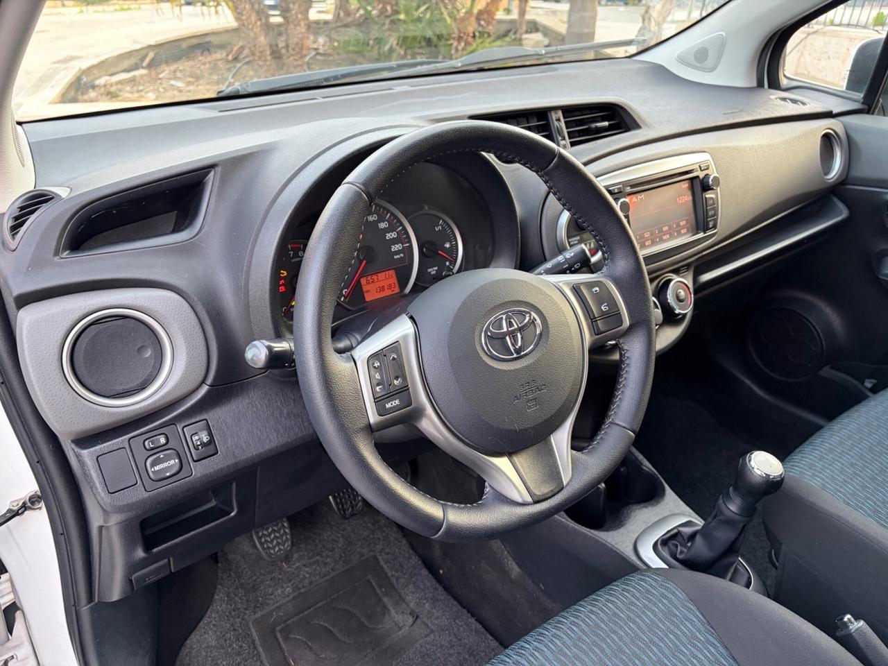 Toyota Yaris 1.0 benz unico proprietario