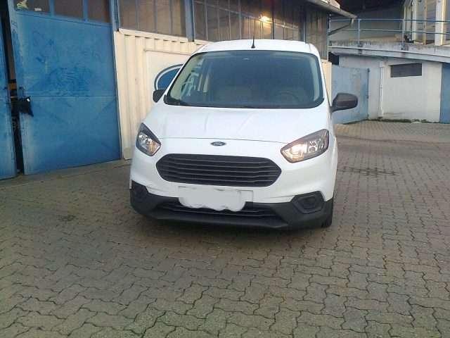 Ford Transit Courier trend