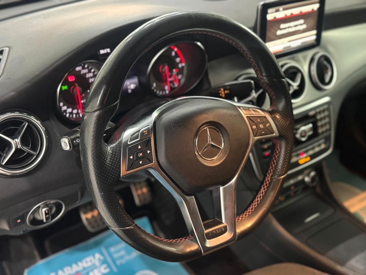 Mercedes-benz GLA 220 CDI Automatic 4Matic Premium