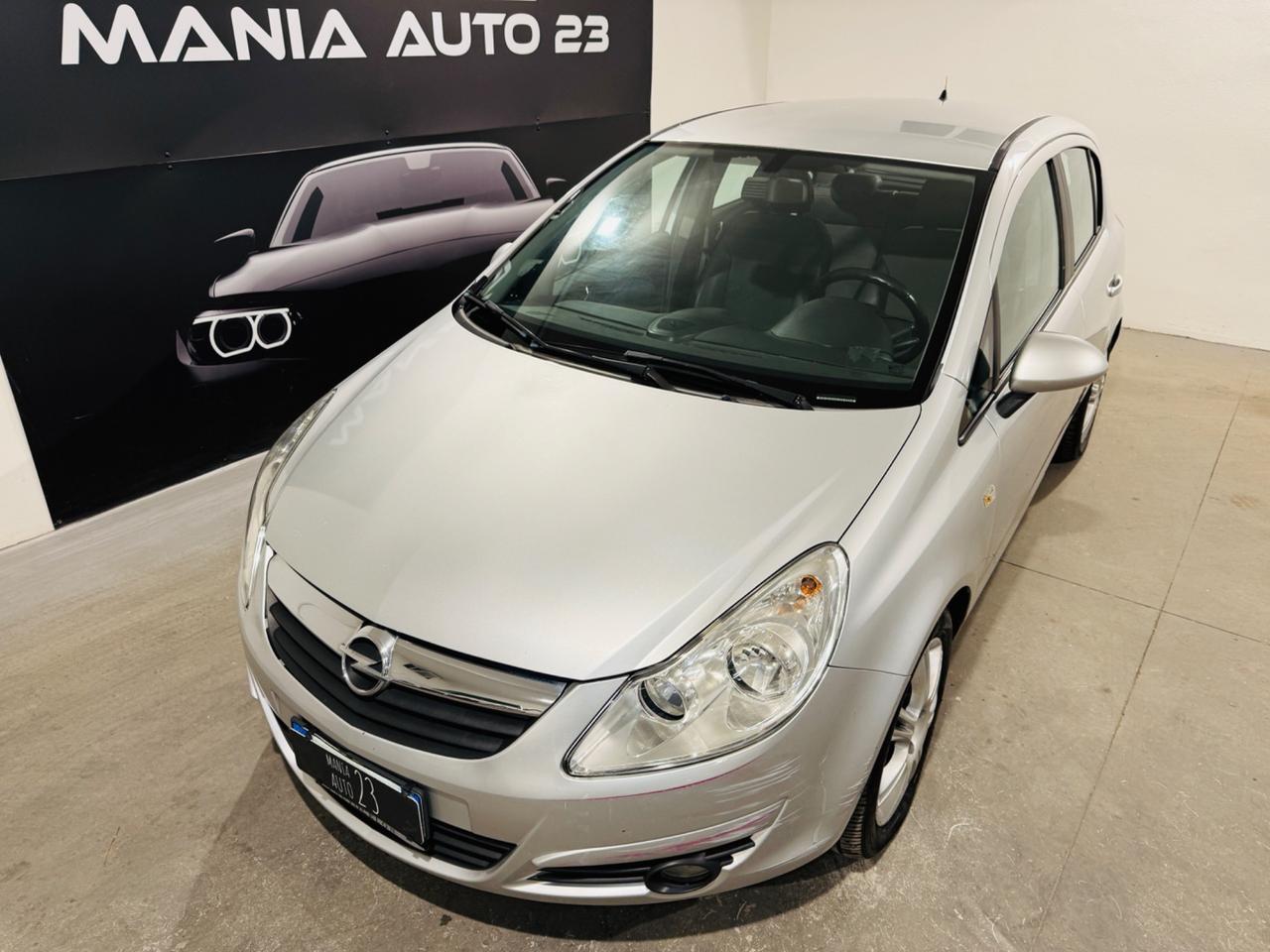 Opel CORSA 1.3 90CV 5P*-TECH Edition