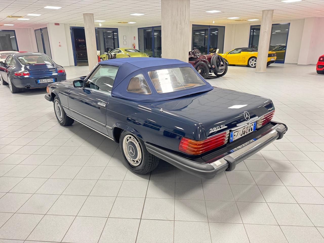 Mercedes-Benz SL 380