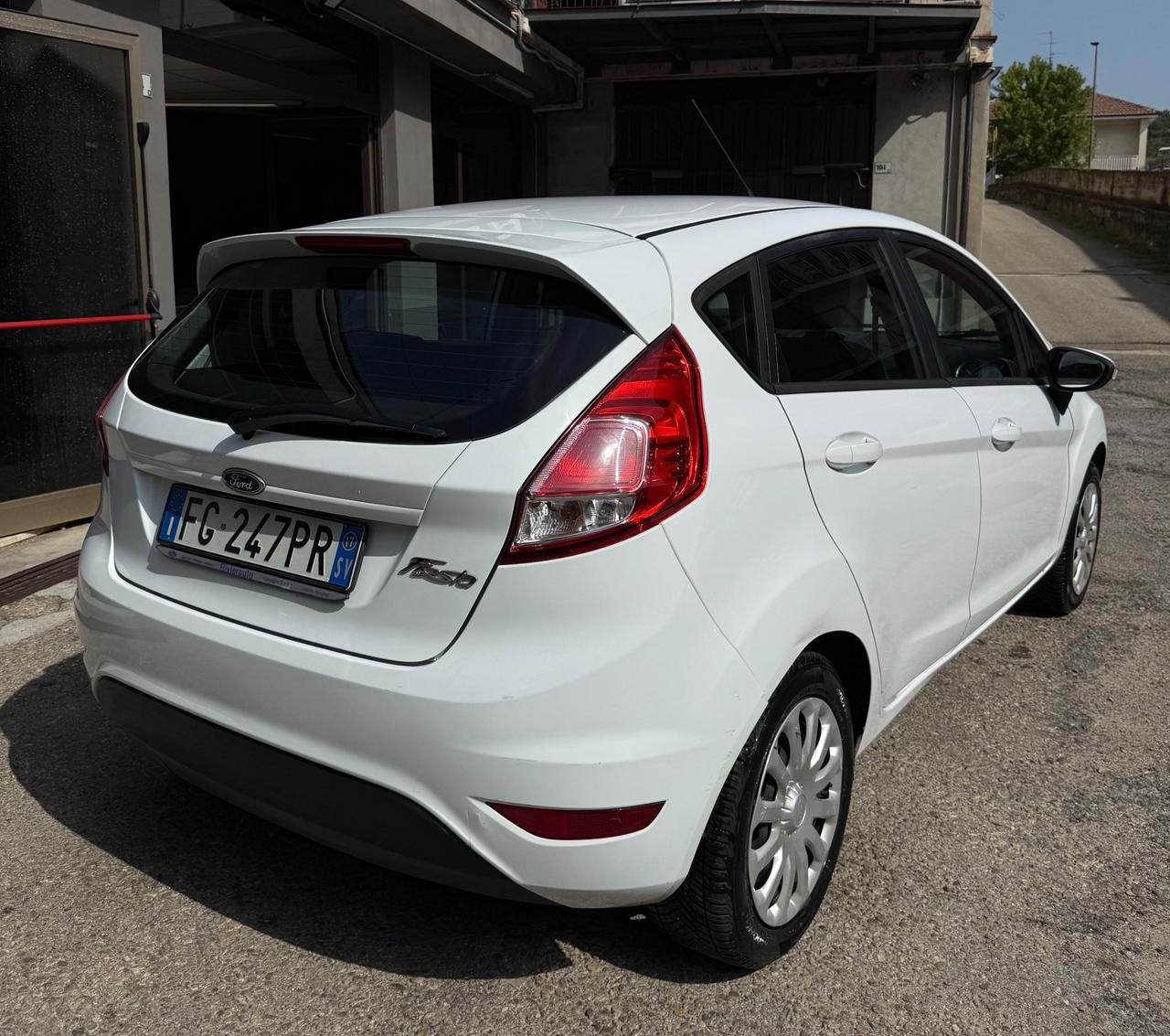 Ford Fiesta 1.2 82CV 5 porte Black & White Edition