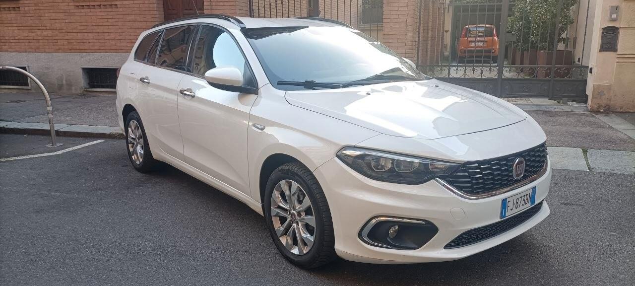 Fiat Tipo 1.4 T-Jet 120CV GPL SW Lounge