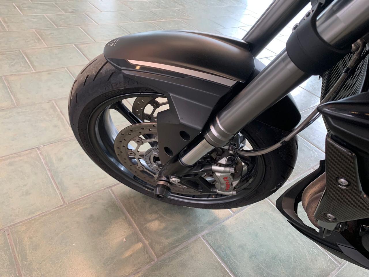 Triumph Street Triple R STREET TRIPLE RS 800 122 CV SUPER ACCESSORIATA