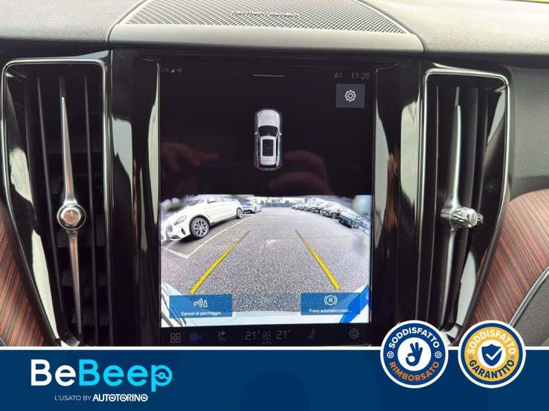 Volvo XC60 2.0 B4 ULTIMATE DARK AWD AUTO